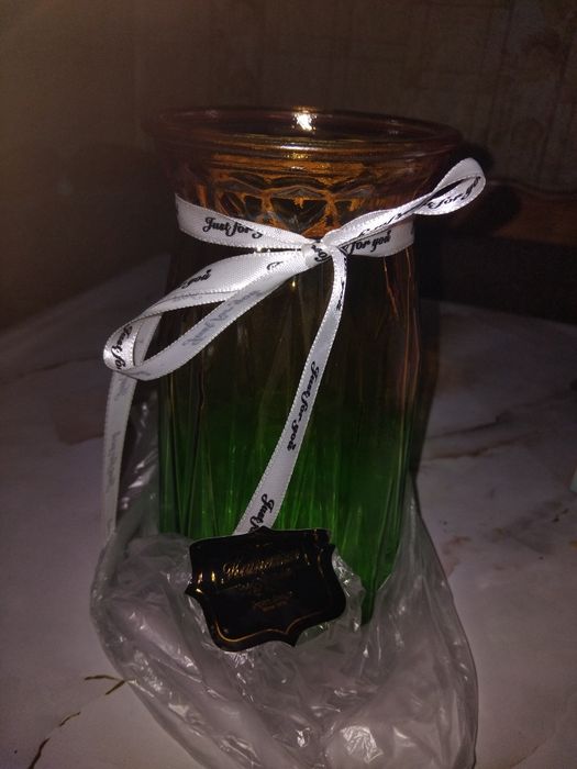 Продам вазу для цветов