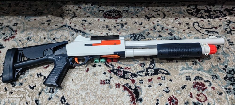 Продам детскую игрушку