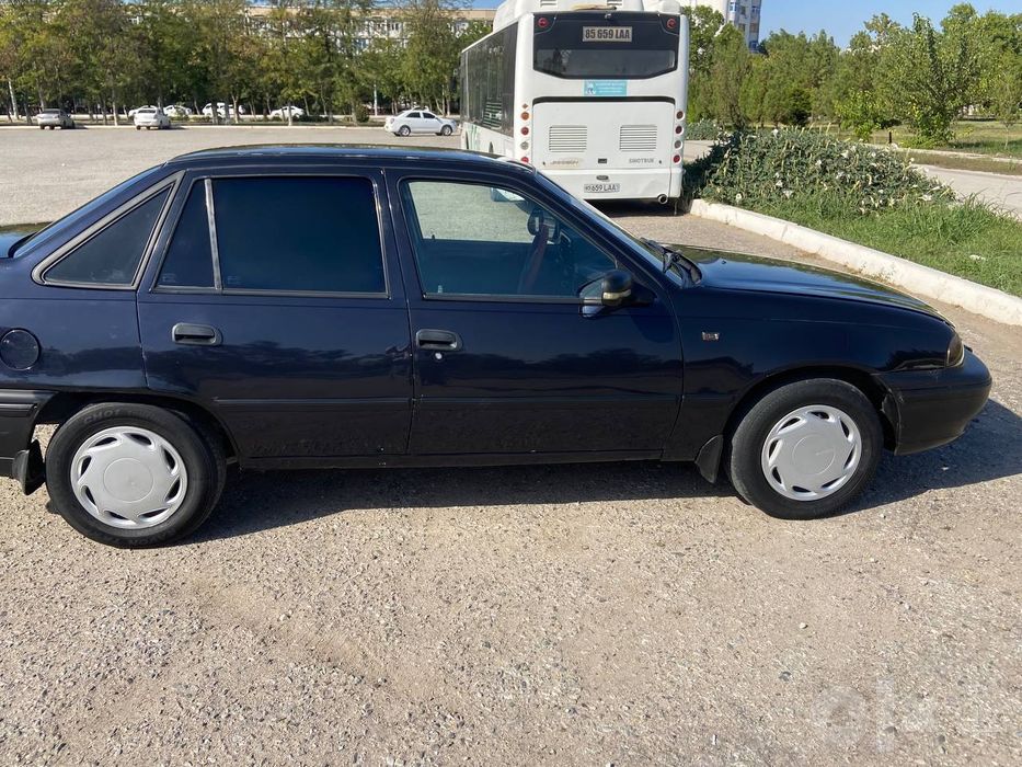 Daewoo nexiya. 1
