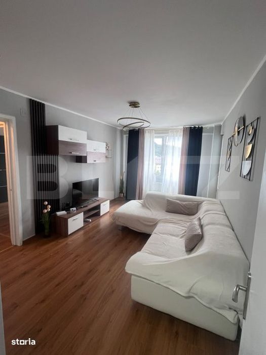 Inchiriez apart cu 3 camere 520 €