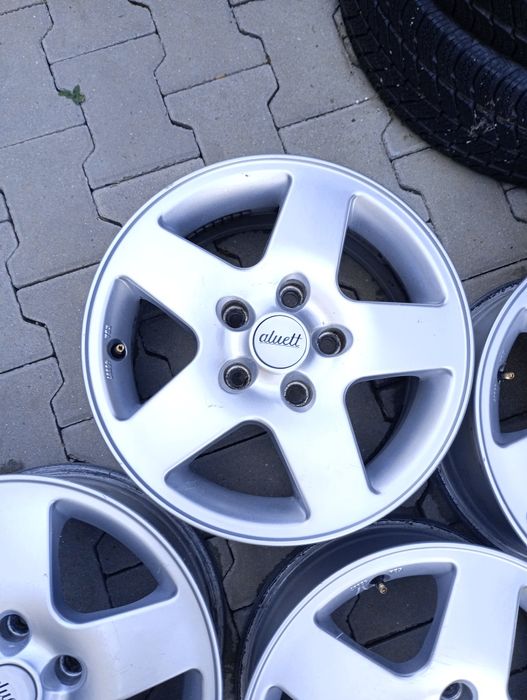 4 jante aliaj 5x114,3 R15 Renault Megane 3 4 scenic