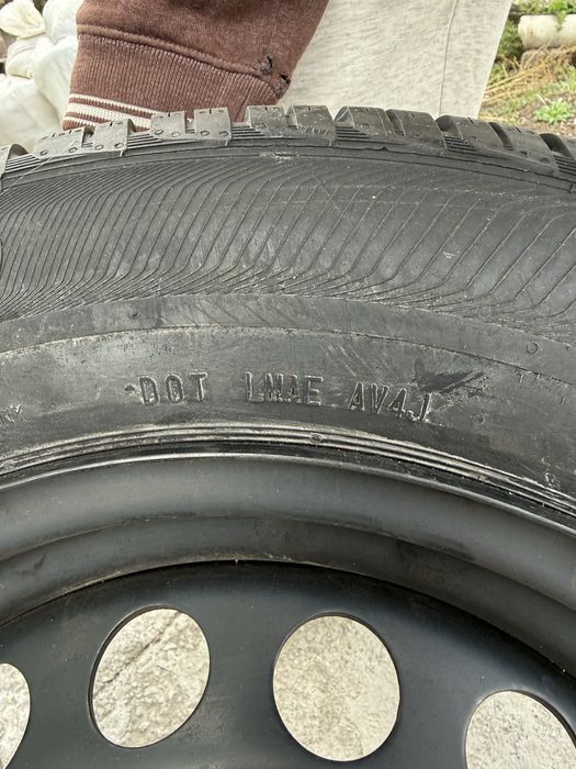 Зимни гуми с джанти Semperit 195/65/R15