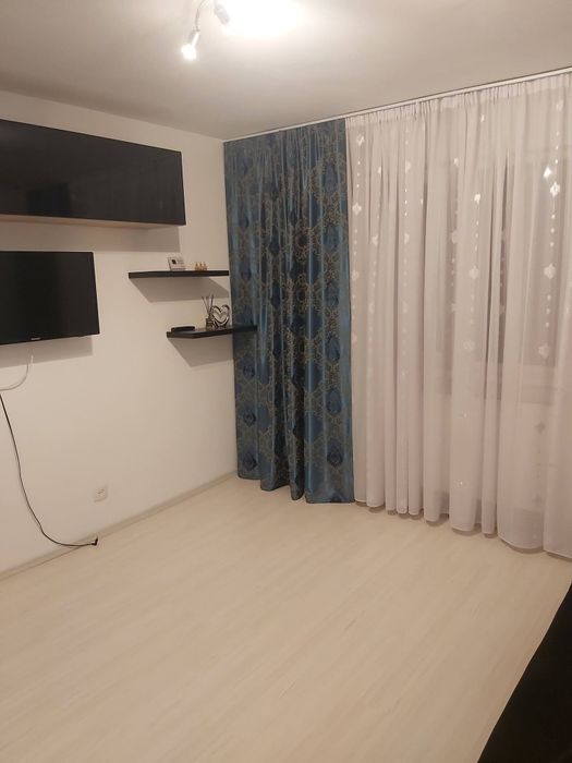 Inchiriez Apartament 2 camere