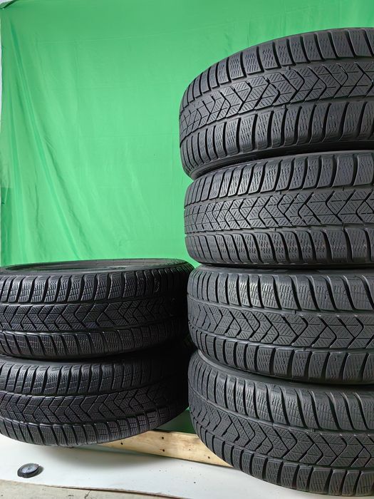 225/50R18 Pirelli run flat steluță