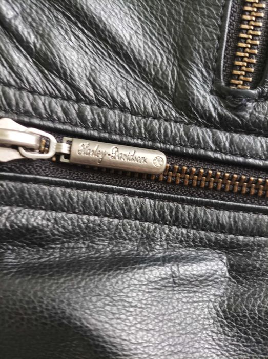 Geacă damă Harley Davidson XS – model spectaculos cu pietricele