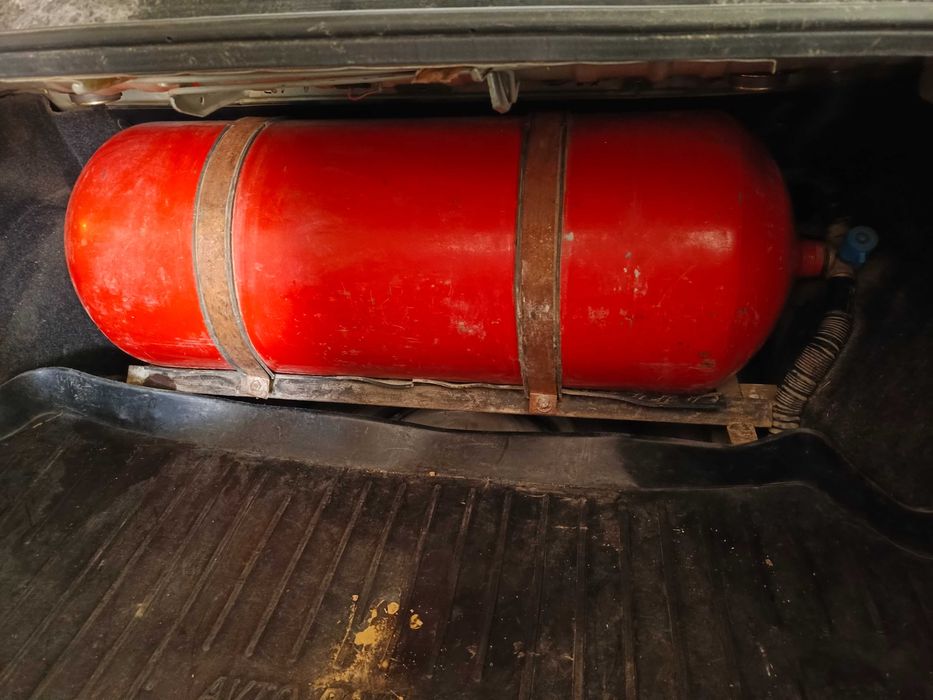 Некся 2 1.6  донс Сотилади 2010 йил