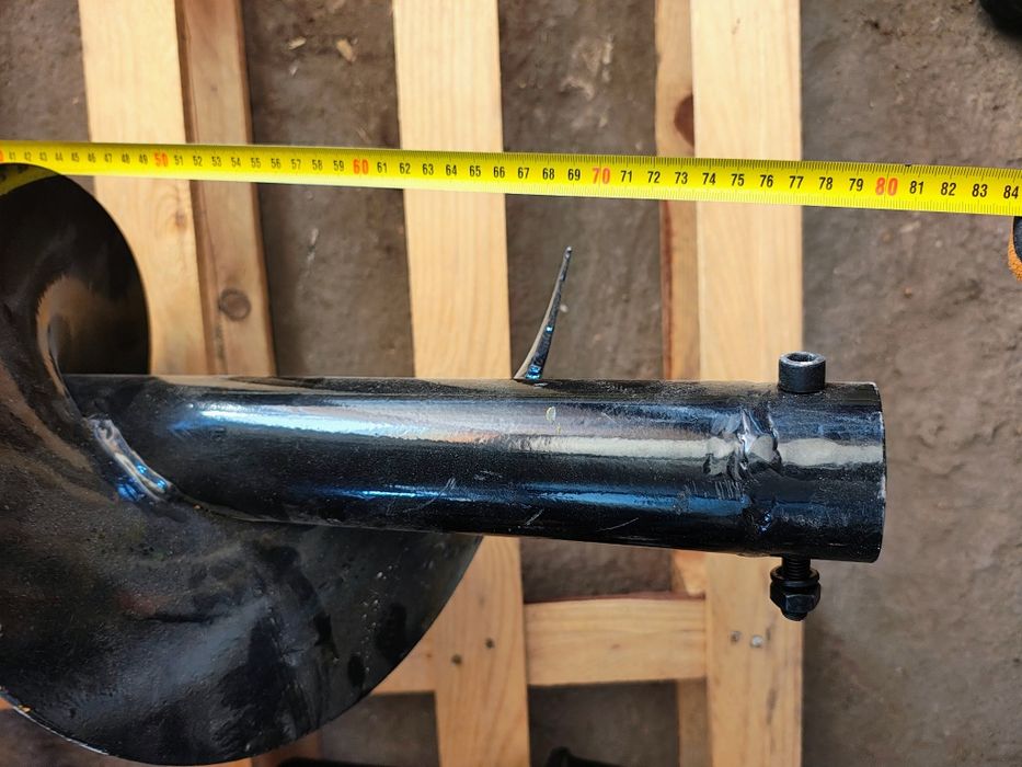 Свредел за мини багер