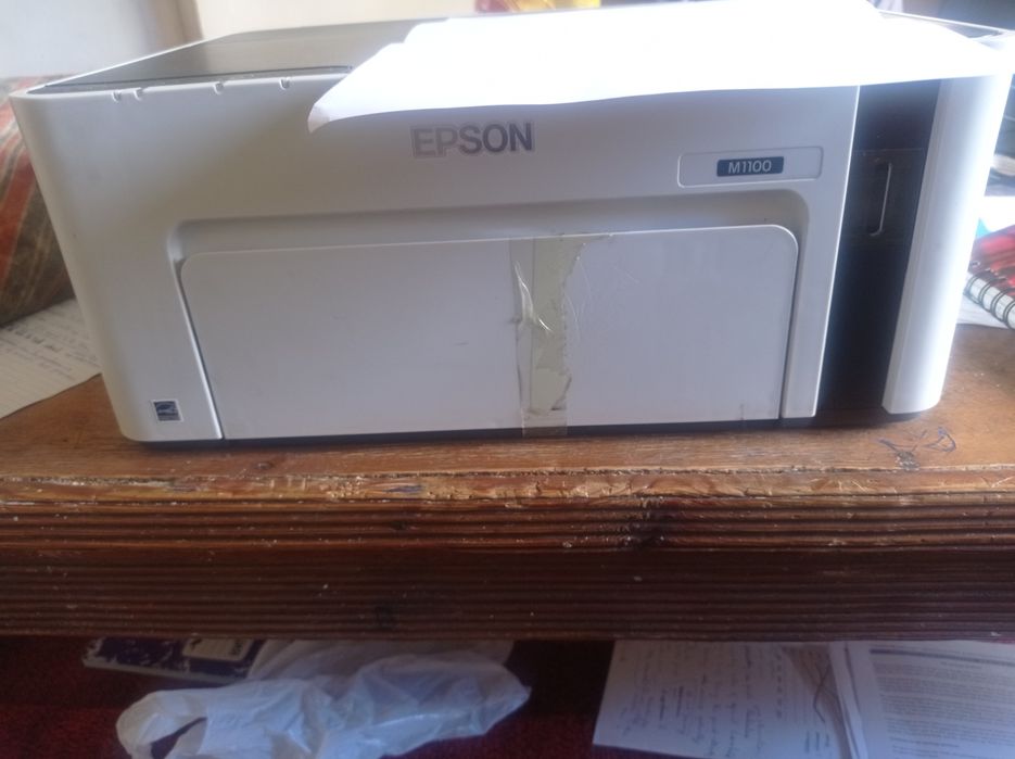 Printer M1100 (Cho'rni belli qora siyov quyiladi ishlashiga javob )