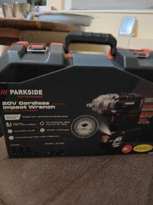 Гайковерт Parkside без батерия и зарядно