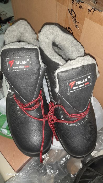 Рабочие ботинки новые