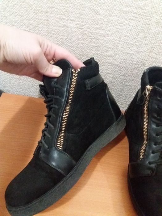Женские  ботинки. Сапоги . Туфли.