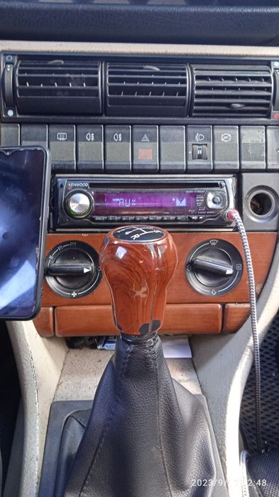 Ауди с 4  красный