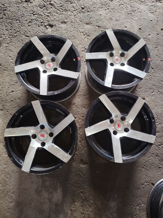 Vossen R 15 saka diska sotiladi