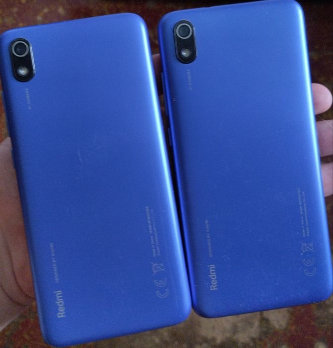 Продам два телефона Redmi 7a