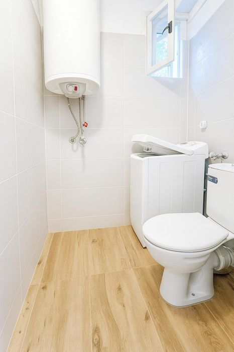 Дава се под наем Двустаен апартамент в Пловдив, Христо Смирненски - 70 кв.м за 357 € - Снимка #3