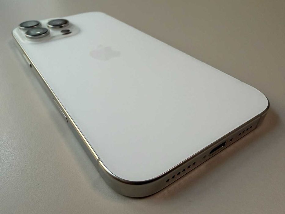  Apple / iPhone 16 Pro Max / 256 Gb / White Titanium