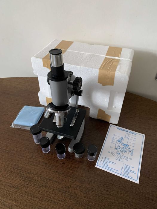 Microscop optic educațional – NOU, metalic