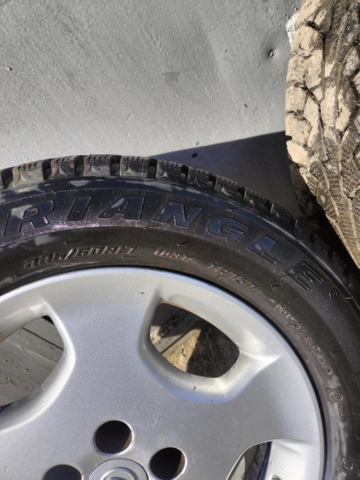 Продам комплект диски резина