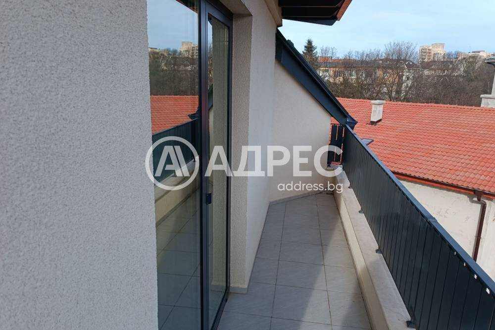 Дава се под наем Тристаен апартамент в Разград, Център - 130 кв.м за 1200 € - Снимка #13