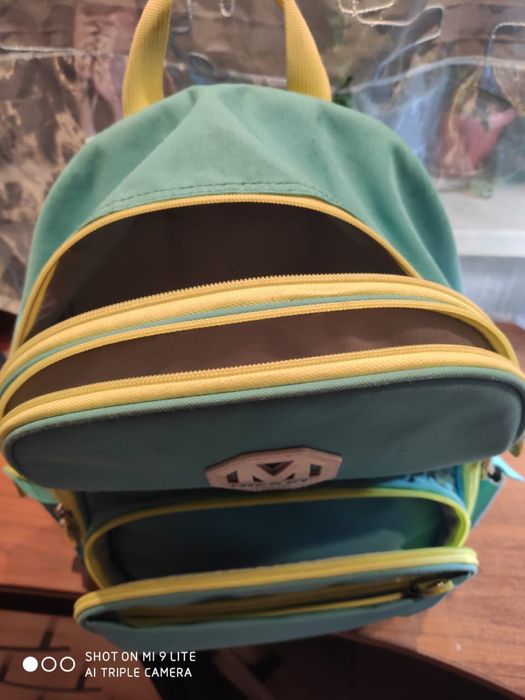 Школьный рюкзак