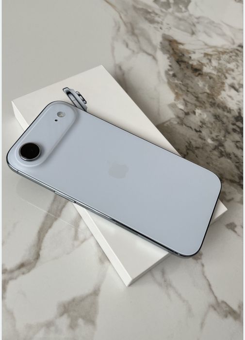 iPhone 17 Air cu 100% Bateria , Accept Schimburi