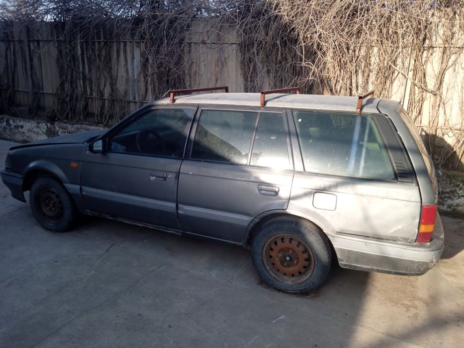 Мазда 323 универсал