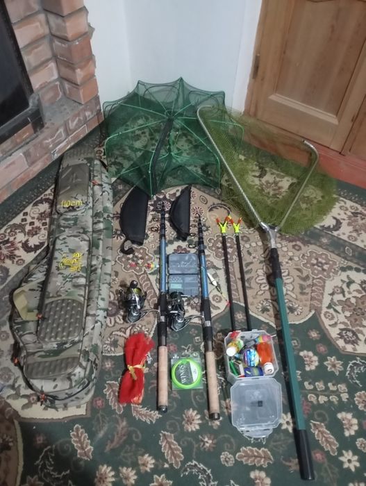 Qarmoqlar sotiladi. Navigator 4.5 m va 3.6m