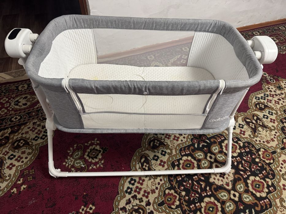 Продам манеж качалку Coolbaby