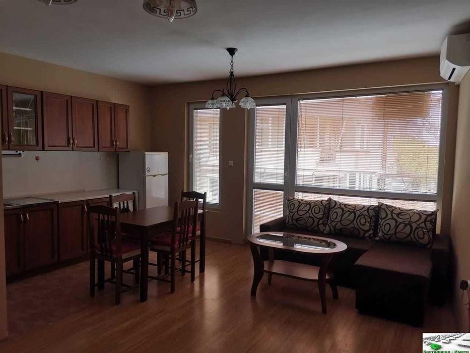 Дава се под наем Тристаен апартамент в Пловдив, Кършияка - 88 кв.м за 548.25 € - Снимка #1