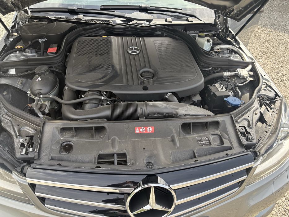 Mercedes-benz C200 2014 diesel automat.