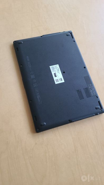 Fujitsu — Intel Core i7-7200U | 8GB DDR4 | 128GB SSD | 14" FHD IPS