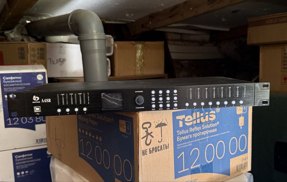 Продам цифровой аудиопроцессор 4 входа, 8 выходов, 32 бита 96 гц