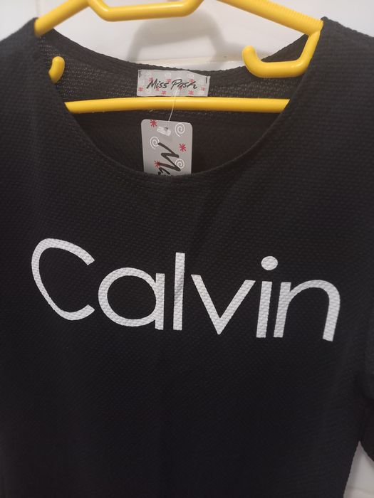 Rochie noua mărimea s