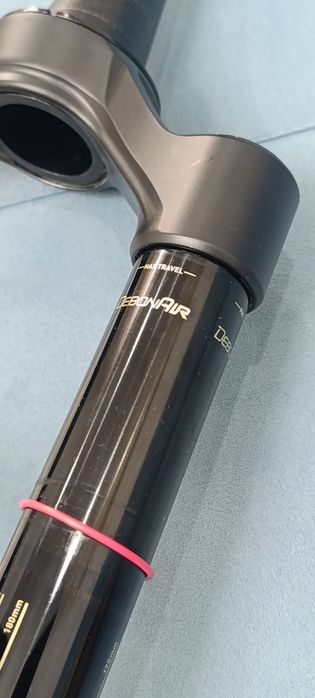 Rock shox zeb 180mm 29