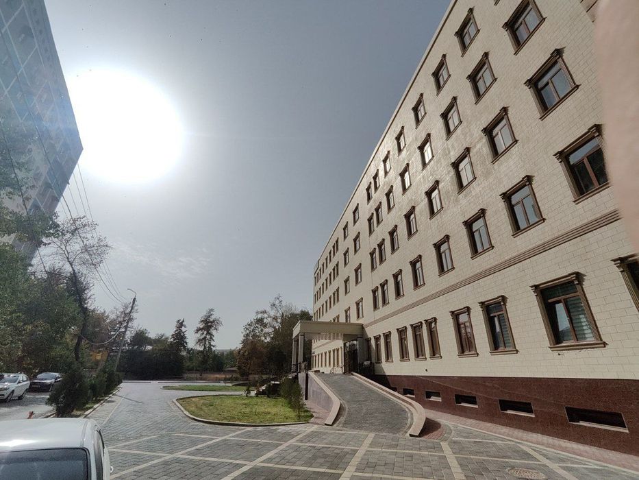 Коммерческое здание  5900м.кв