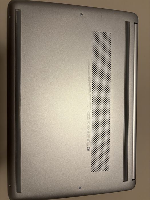 Laptop HP 14-dq1077wm