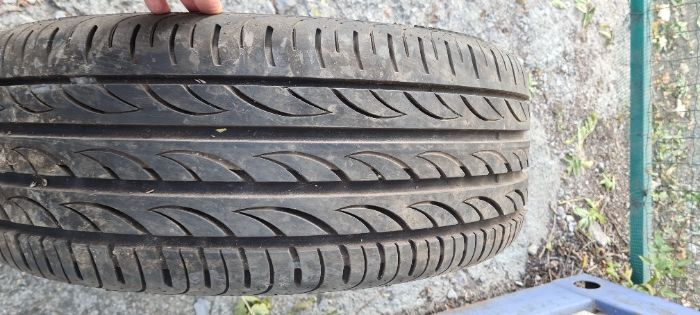 Лети Джанти KAHN 19'' комплект с летни гуми Гуми PIRELLI P Zero Nero G