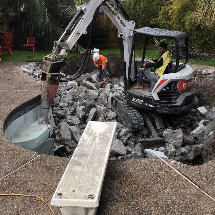 Услуги с хидравличен чук