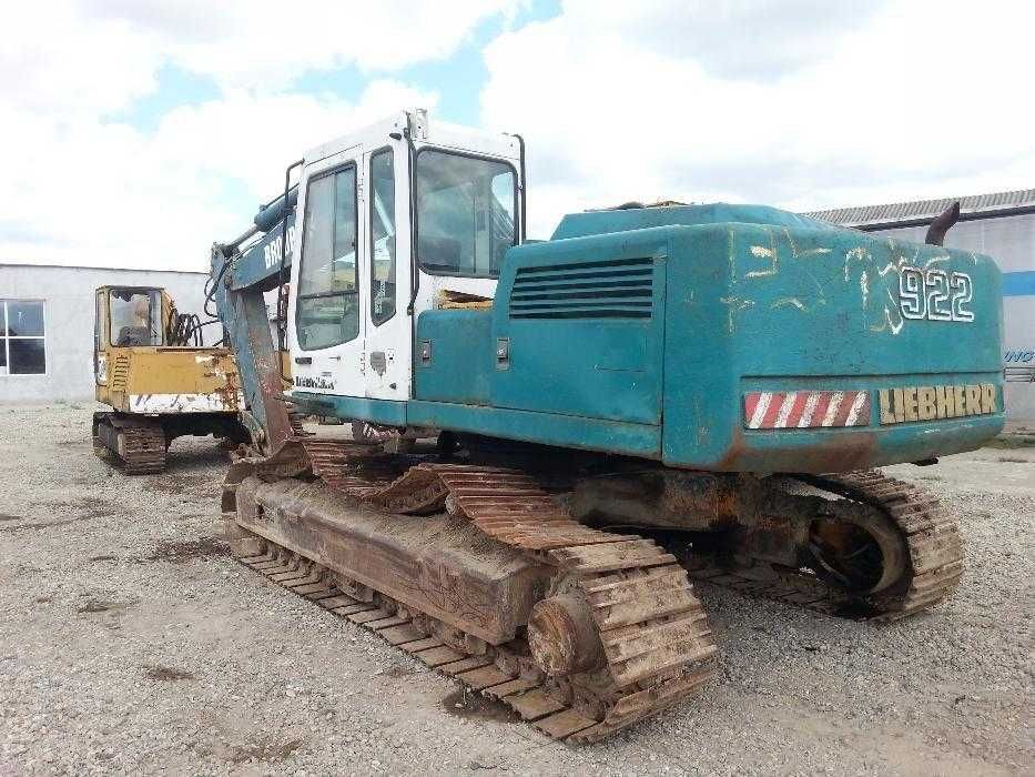Cilindru hidraulic excavator pe senile Liebherr 922 piese