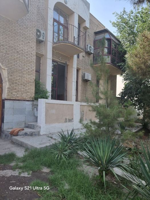 Аренда помещения в Бухаре 300 квадратов