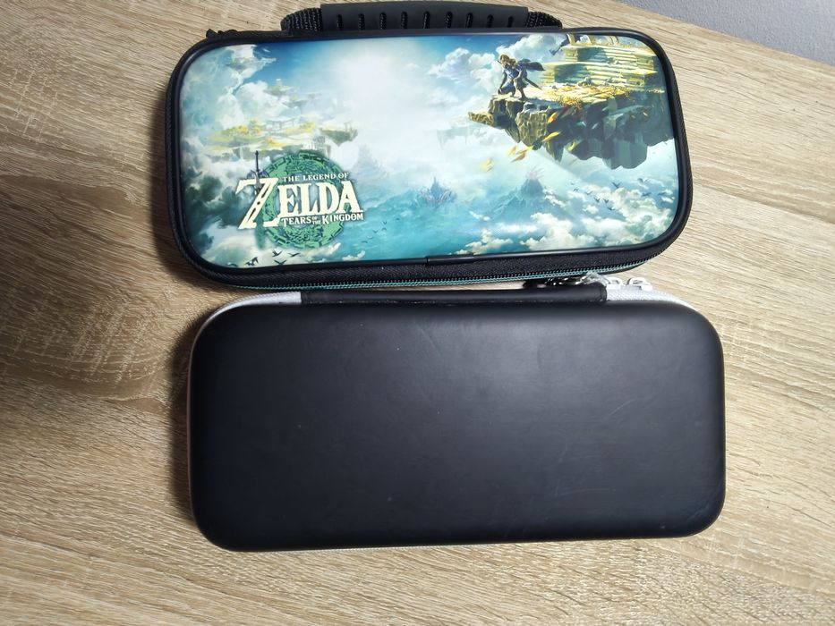 Nintendo switch oled white cu 4 jocuri și gentuțe +CADOU o gentuța cu