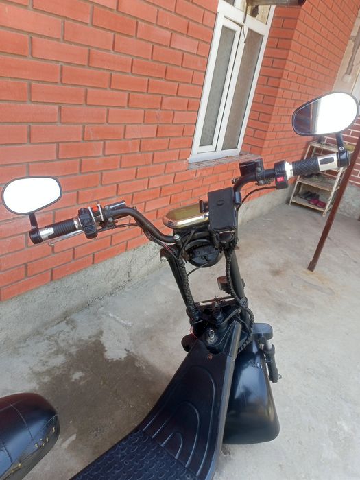 Elektro skuter sotiladi