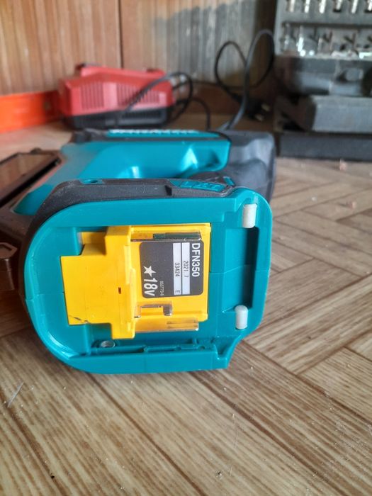 Hilti PLT 300 - Роботизирана тотална станция