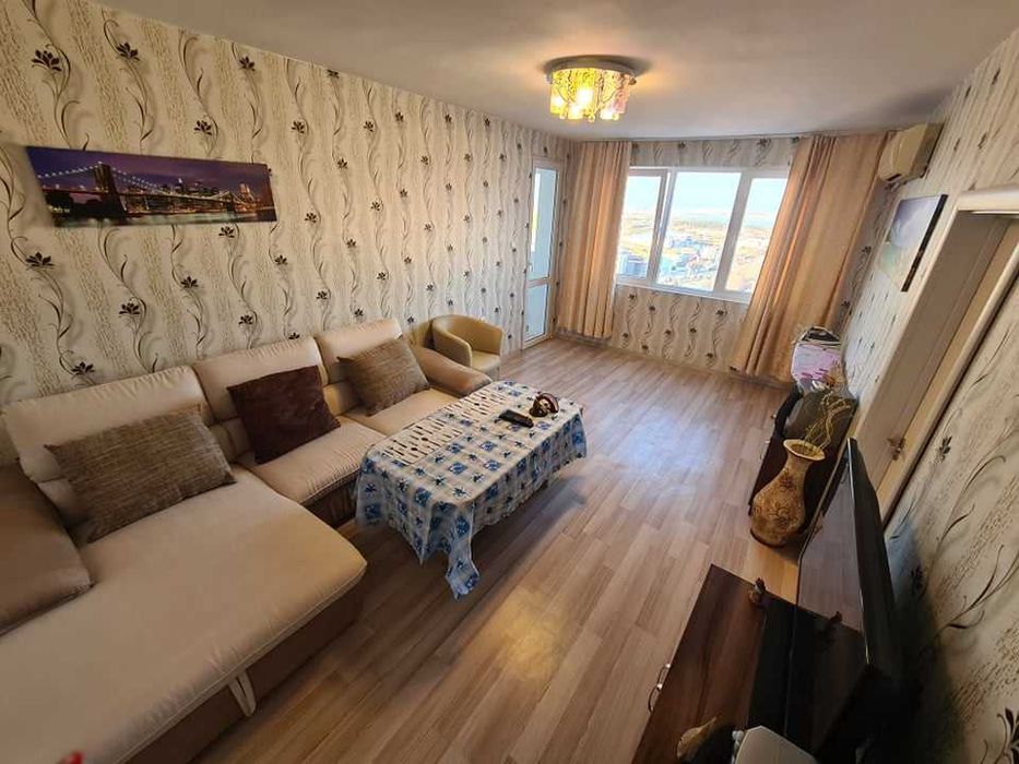 Дава се под наем Тристаен апартамент в Бургас, Славейков - 92 кв.м за 255 € - Снимка #3
