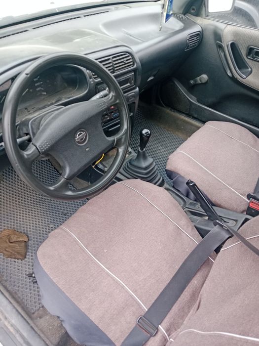 Продам Ниссан Санни 1992