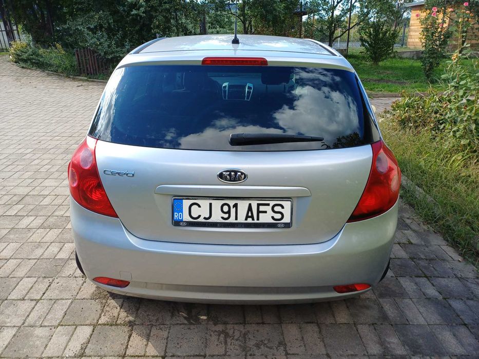 Vand aut Kia, unic conducator unic