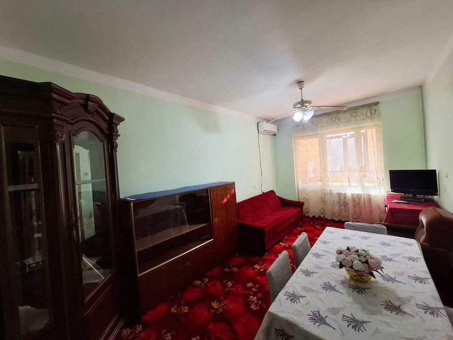 Чимган чораха Эко бозор каршисида кизларга кв БИЙ метро якин безмаклер