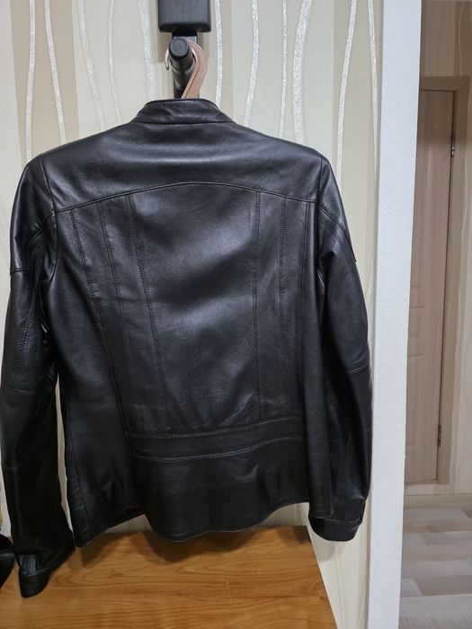 Женская кожаная куртка