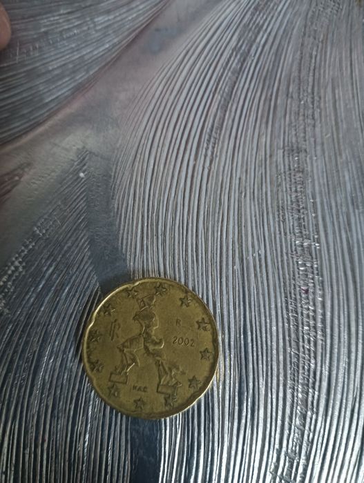 Vind monezi 20 centi cu defecte din fabrică rare