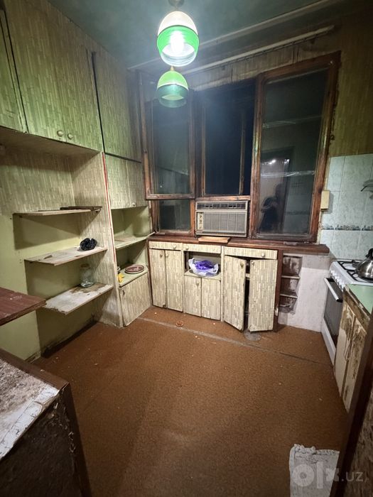 Юнусабад 19 срочно продаю 2/5/5